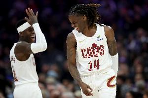 谢谢国王！埃利斯来到骑士派上大用场 从读专科到落选他终于出面_24直播网