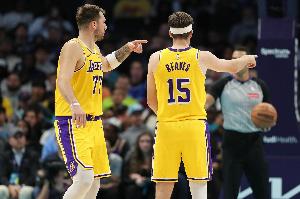 东契奇：里夫斯让我的角逐轻松太多 我们是超棒的双人组_24直播网