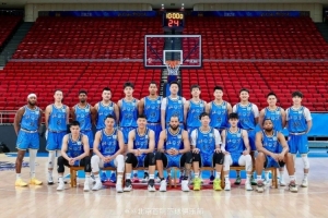 休了一个多月的CBA，，，，，许多问号期待谜底_24直播网