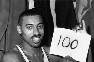 阿德巴约刷分？？张伯伦的百分之夜一ㄇ角逐毫无悬念 全队疯狂喂球_24直播网