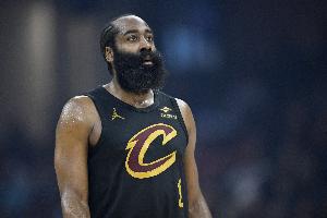 阿特金森：哈登打出了自己经典式的体现 迫使魔术放弃了无限换防_24直播网