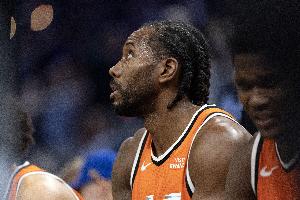 20中15&正负值+41！解说：小卡的体现像写好的程序一样细密又高效_24直播网