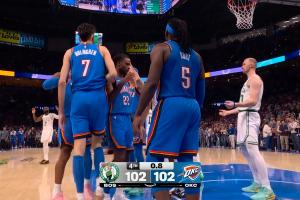 切特前场板造犯规两罚全中绝杀绿军！鸭王绝杀时机三分短了_24直播网