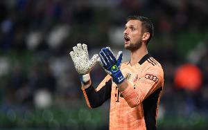 图片报：乌尔赖希深受队友和球贪恋慕，，拜仁内部明确希望与他续约_24直播网