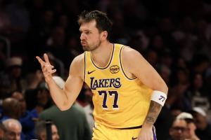 防守差被点名？？？？？东契奇本季被单挑每回合丢0.844分 略逊于阿门_24直播网