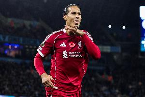 范戴克利物浦生涯265场英超均是首发，，，，创赛事历史非门将球员纪录_24直播网