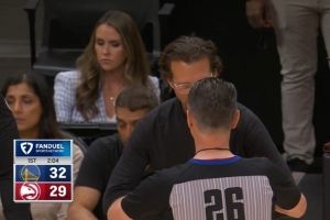 啊这~库明加替补登场后 勇士一连抢断还击打出9-0反超比分_24直播网