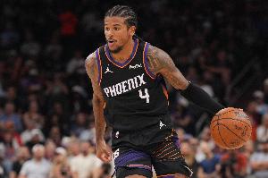 风消雪霁！杰伦·格林近10战场均23.5分4.3板3.7助 投篮掷中率46%_24直播网