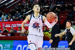 凑个顺子？？？？？？高诗岩0进球拿到1分2篮板3失误4助攻5犯规 正负值-6_24直播网