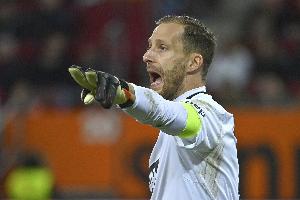 法尔克：若诺伊尔退役拜仁思量签鲍曼 球员是否接受替补有待视察_24直播网