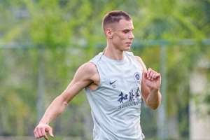 训练日? 专注每一分钟??_24直播网