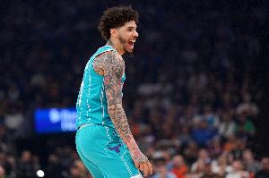 名记：黄蜂是东部所有顶级球队都不想在首轮遇到的敌手！_24直播网