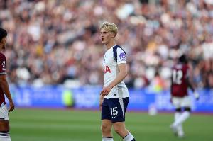 贝里瓦尔：我现在专注于国家队，，，，，对波兰是我生涯最主要的角逐_24直播网