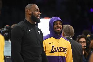 詹姆斯谈退役：心田火焰不熄我就能一直打 布朗尼让我有了使命感_24直播网