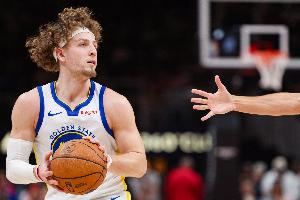 波杰姆斯基近6战场均21.0分6.8篮板4.8助攻 三项掷中率54/44/93%_24直播网