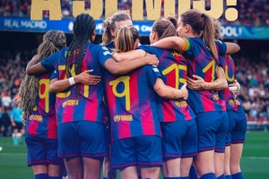 60067人观战巴萨女足6-0皇马！世体：上座人数创诺坎普翻新后新高_24直播网