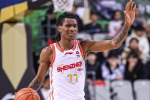 攻击力十足！史女士上半场12投6中砍下20分4板4助1断1帽_24直播网