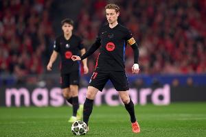 加泰电台：弗兰基·德容周一恢复合练，，，预计战西班牙人时复出_24直播网