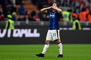 恰尔汗奥卢：我现在状态很好，，那些手艺行动自然而然能施展出来_24直播网