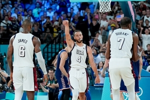 库克：詹杜库都是特殊好的人 愿知足每个合影&愿虚心接受品评_24直播网