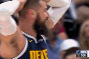 心态吹崩了啊！！！！。⊥呃记鹉伤挂涣淮到シ腹 仅打4分钟4次犯规_24直播网