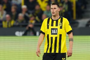 图片报曝多特薪资：聚勒1400万欧，，，，，，科贝尔、吉拉西、恩梅查1000万_24直播网