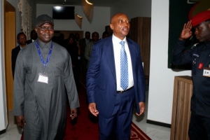 非足联主席谈非洲杯决赛争议：希望非洲足球团结，，要以阵势为重_24直播网