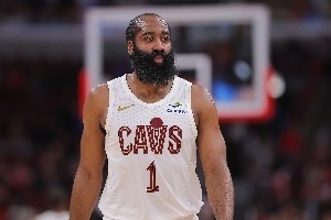 豪赌哈登让骑士已无路可退 若未达预期今夏将迎阵容&治理层大换血_24直播网