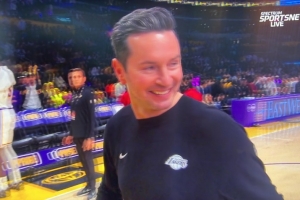 本场想看到些什么以便备战季后赛？？？？？雷迪克玩笑：坚持康健_24直播网