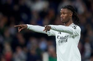 罗马诺：卡马文加没有表达离队意愿，，，，他希望留在皇马为位置而战_24直播网