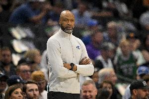 锡伯杜复出？？名记：无论魔术附加赛体现怎样 莫斯利都或许率下课_24直播网