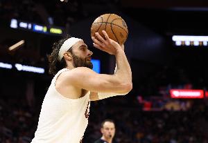 斯特鲁斯：附加赛周对我们来说是一次重启 对季后赛会很有资助_24直播网