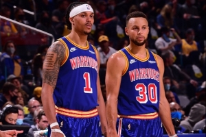 爆砍35分率队逆袭！达米恩·李赞美大舅哥库里：大厨就是GOAT_24直播网