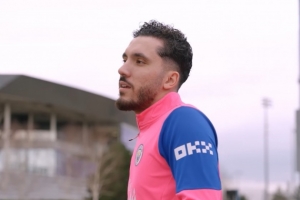 踢球气概是否赢得球迷喜欢？？谢尔基：我知道自己的气概与众差别_24直播网