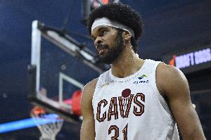 阿伦：对阵猛龙就像在下国际象棋 各人能相互拆招_24直播网