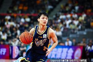 媒体人：广东又是三分只有18.9%的一个夜晚 他们已失去前四自动权_24直播网