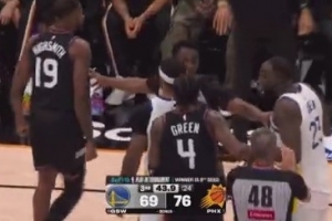 各打五十大板！追梦与海史女士爆发口角划分吃到技犯_24直播网