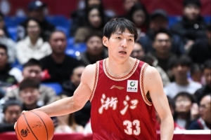 不在状态！吴前半场2中0没得分 正负值-10最低_24直播网