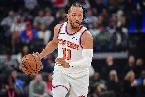 高开低走！布伦森22中9拿下28分5板7助1断 首节19分&下半场7中0_24直播网