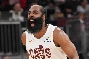 阿特金森：哈登没有花哨传球的误差 像一个精准的四分卫拆解防守_24直播网