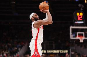 兢兢业业！奥科吉半场首发2中2拿到7分2断 三分1中1_24直播网