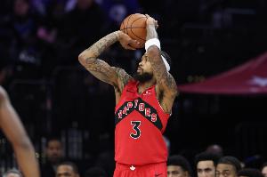 上一场只脱手9次颇有怨言！英格拉姆今天增添脱手 效果15投仅3中_24直播网