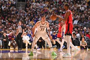 医学专家：杜兰特周三会迎来复出 东契奇的目的是第二轮复出_24直播网