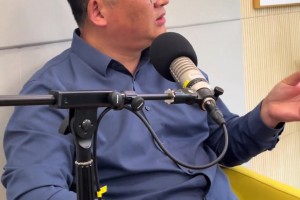 解说殷文玉：杨瀚森私下训练比克林根好太多，，，，，他实战照旧主要_24直播网