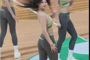 辽篮啦啦队玉人李小怡！这是吧友们喜欢的类型吧！?_24直播网